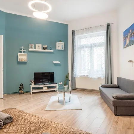Downtown Tranquility Apartment *