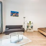 Downtown Tranquility Apartman *