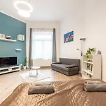 Downtown Tranquility Apartman *